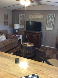 The Farmhouse a quiet retreat in a country setting - 6