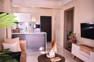 Cozy Chic 1 bedroom with RelaxationWork Study Area Kilimani - 1