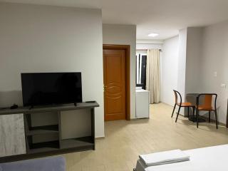 Rooftop Gallery Hostel - 5