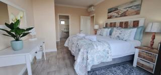 Beachfront Luxury - 8