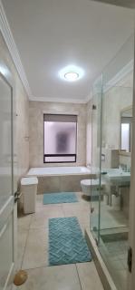 Beachfront Luxury - 7