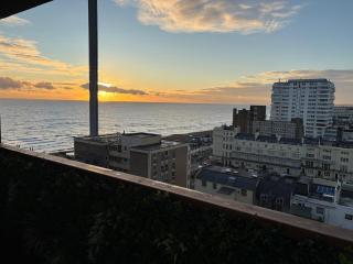 Sunset Apartment - 7th Floor Double Tree - Hilton - 5