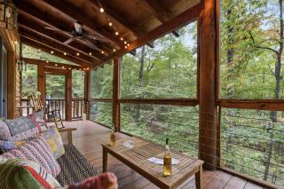 Luxury Cabin with Hot Tub, Fire Pit and Near the Lake - 8