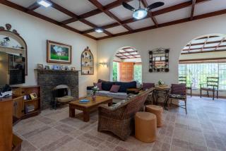 Sitio Rodeado de Verde c Piscina e Churrasqueira - 5