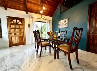 Blu House Nature & Tours - 7