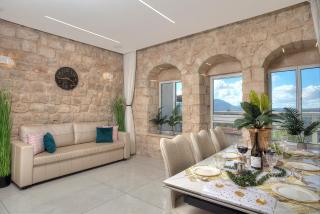 Mountain Top Views -201- נופי פסגות - 5