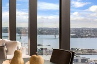Luxury 2BR Apartment on Albert - 3