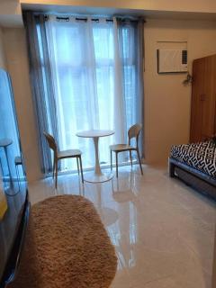 Simple and Bright Studio in Mivela Garden - 2