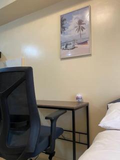 Cozy Studio Unit Near IT Park with Pool Access - 9