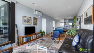 QV Stays Elegant City Haven 2 Bed 2 Bath - 7