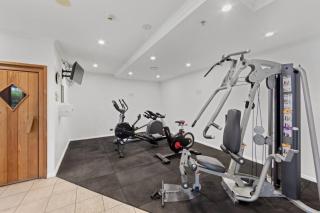 Contemporary 3BR Getaway in Brisbane CBD - 1