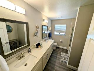 3 Bedrooms Arcade Game Bright Interiors - 7