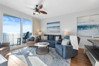 Gulf-View Condo with Pool, Grill, Gym & Beachfront Resort Perks! - 9