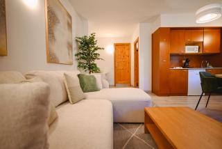 Con Parking y Escritorio I Apartamento en Incles I AndBnB - 8