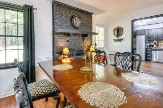 6 Mi to Marietta Square Family Retreat with Yard! - 4