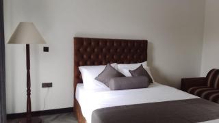 The Lipton View Inn - 3