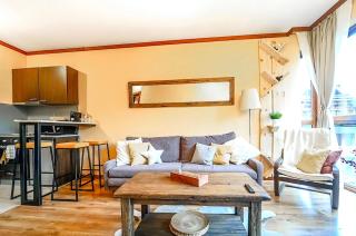 Forest nest Cozy apartment white balcony on the hill - 2