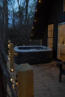 Liv's Treehouse-Honeymoon Suite-Hot Tub - 2