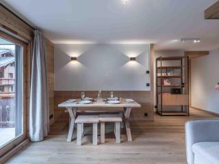 Duplex Méribel 2 Chambres, Parking, Près des Pistes - FR-1-566-72 - 1