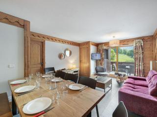 Appartement skis aux pieds, 3 chambres, terrasse, piscine et spa, proche commerces et navettes - FR-1-566-33 - 7