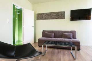 Super Down Town studio 2 at Thissio station - 2