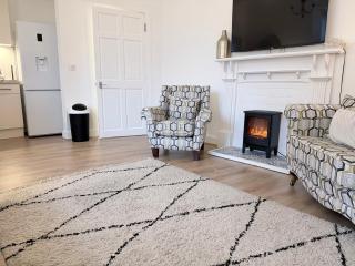 Central Prestwick serviced apartment - 2