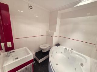 After Presidency and Cathedral Park Sfatul Tarii street Apartments - 4