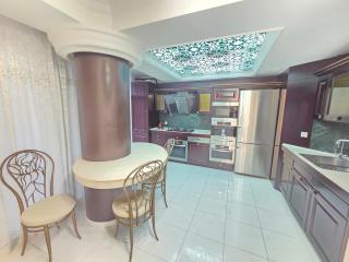 After Presidency and Cathedral Park Sfatul Tarii street Apartments - 2