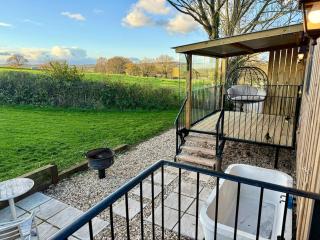 Bramley Shepherds Hut - Whimple - 9