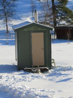 Stuga med bastu i naturen nära Stockholm - 2