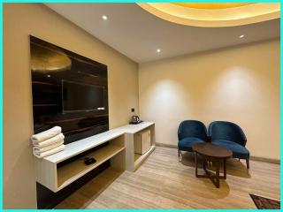 VIP Road PrakashKunj Palace- Fully Air Hotel - 2