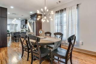 Chic Atlanta Home Close to Downtown and Stadiums - 3