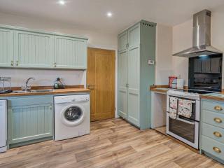 3 Bed in The Green 88586 - 5