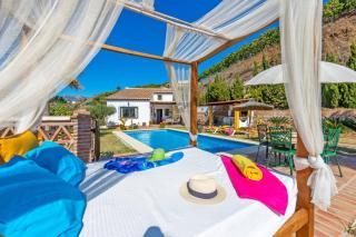 Villa Paraiso by Villa Plus - 9