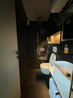 La Mirage Suites & Apartments - 6