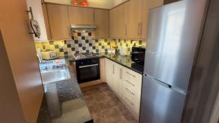 Golden Leaf Residence - 5