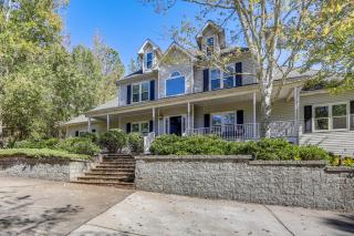 Walk to Trails Peaceful Family Home in Braselton - 0