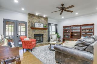 Walk to Trails Peaceful Family Home in Braselton - 6