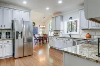 Walk to Trails: Peaceful Family Home in Braselton - 2