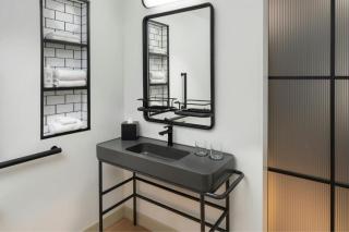 Moxy Fayetteville - 4