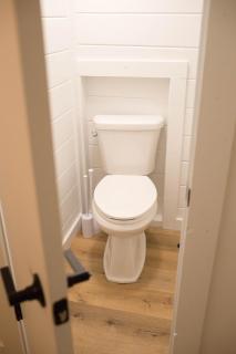 Liv's Treehouse-Honeymoon Suite-Hot Tub - 9