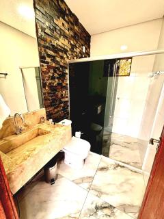 Chalé/Loft com hidromassagem defronte Lagoa na Serra do Cipó - 8