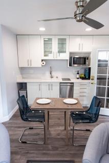 Charming Private Mission Bay Studio 1 - 3