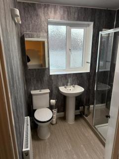 5BR townhouse Arnos Court Villa Bristol w parking - 9