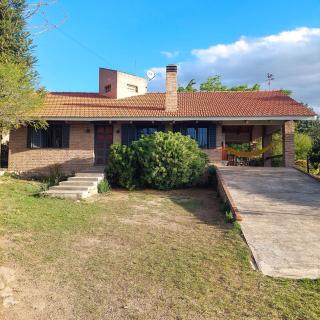 Casa con pileta en Cabalango - Sierras de Córdoba - 0