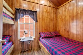 Pioneer Lakes RV Park - 8