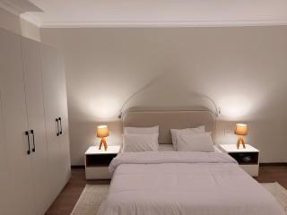 Luxury 2 BR Apartment in New Cairo and Private Roof - 8