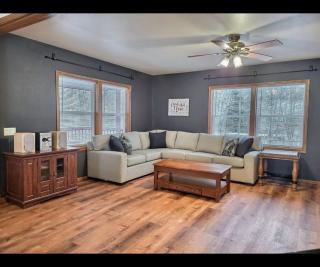 Lake Willow Lakefront House! Northwoods Retreat! - 2