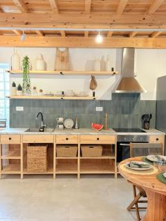 Athina's Cozy Guest House - 9