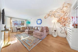 POSH Apartment with TERRACE on Harrods - 8